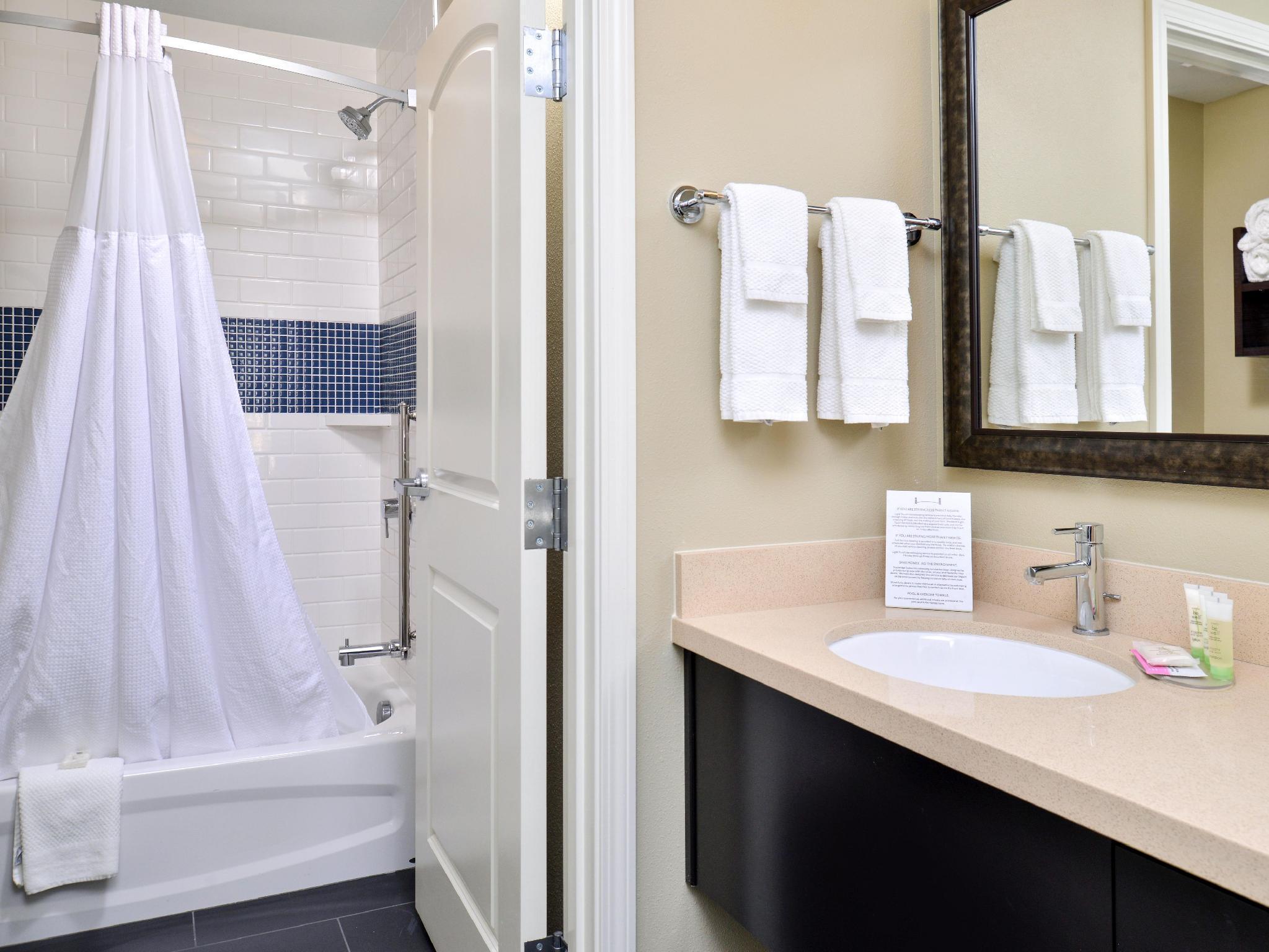 Staybridge Suites Rochester By Ihg Esterno foto